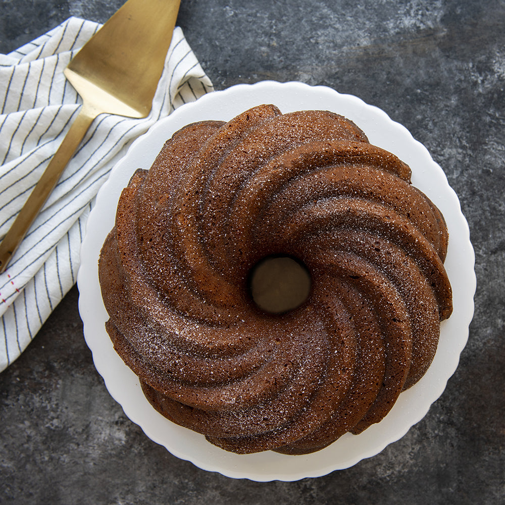 Nordic Ware Swirl Bundt Pan, 10 Cup