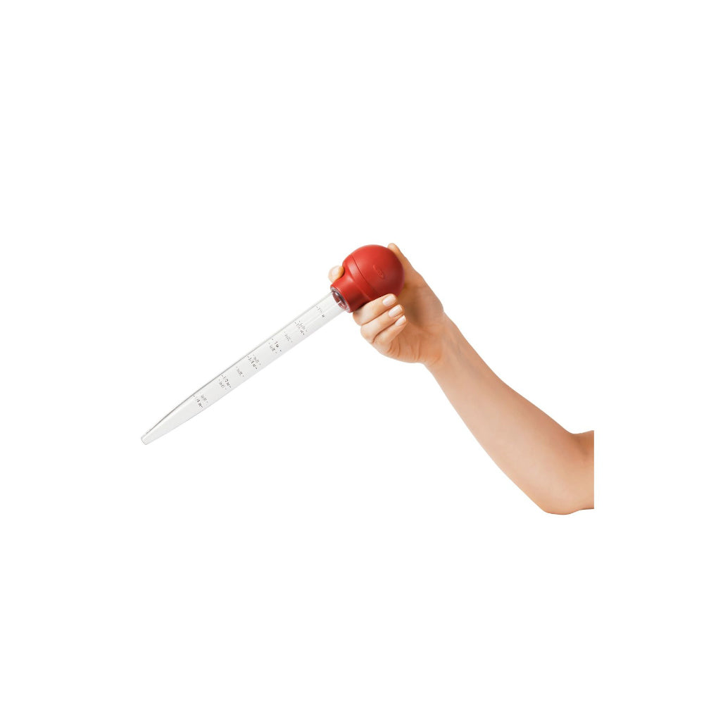 OXO Red Baster with Cleaning Brush