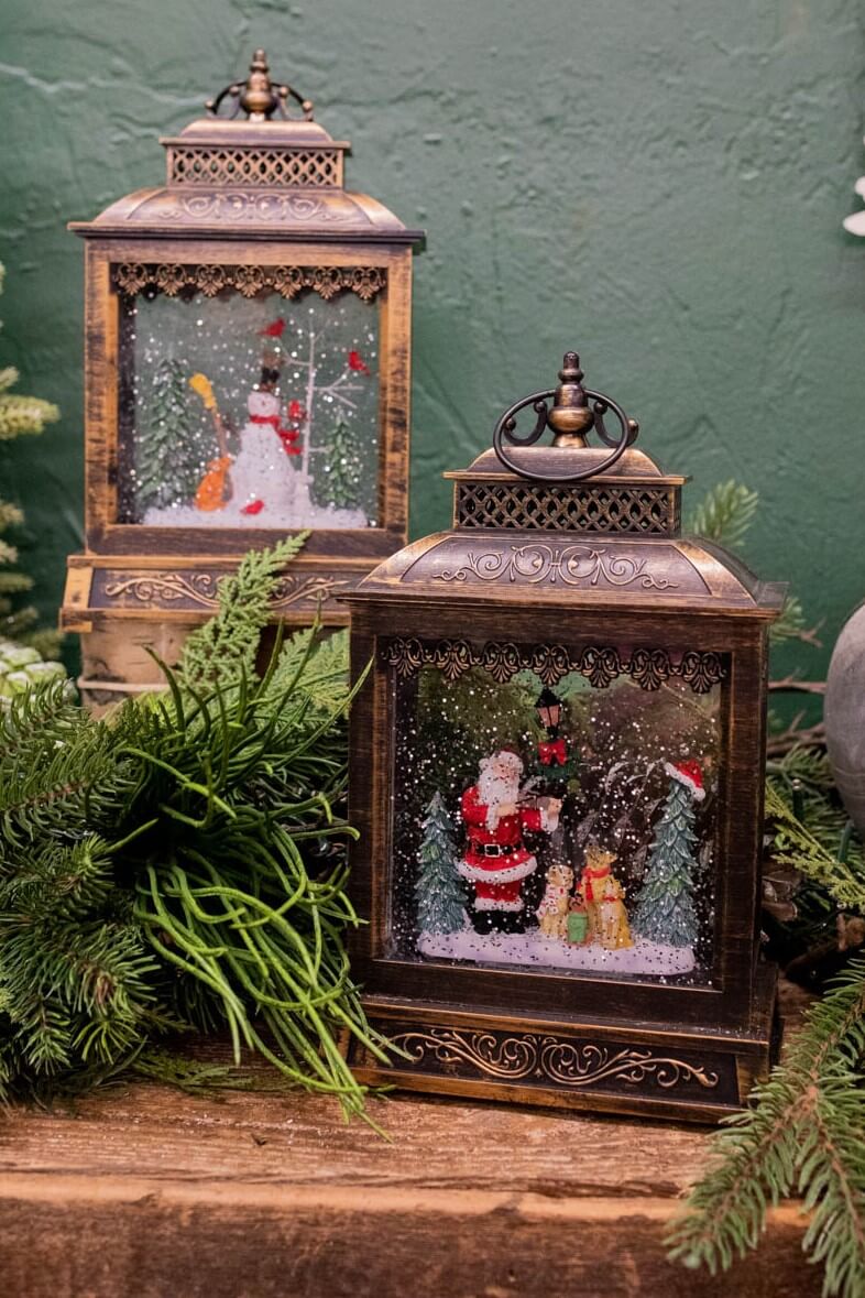11" Battery Operated Lighted Musical Spinning Water Globe with Holiday Scene and Timer
