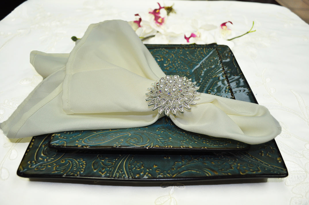 Polyester Dinner Napkin Sample 20x20 Ivory