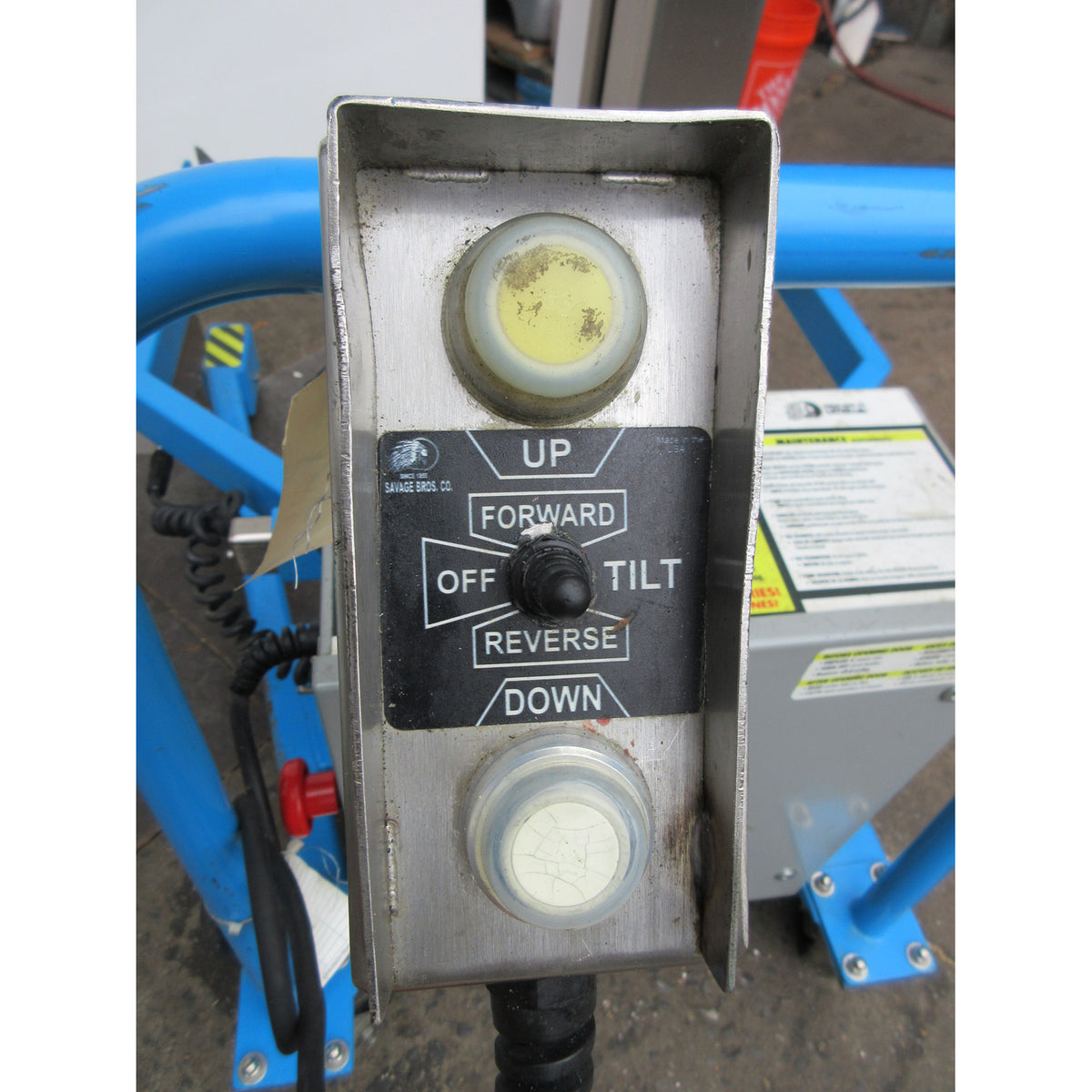 Savage 0712HT Bowl Lift Truck, Used Excellent Condition