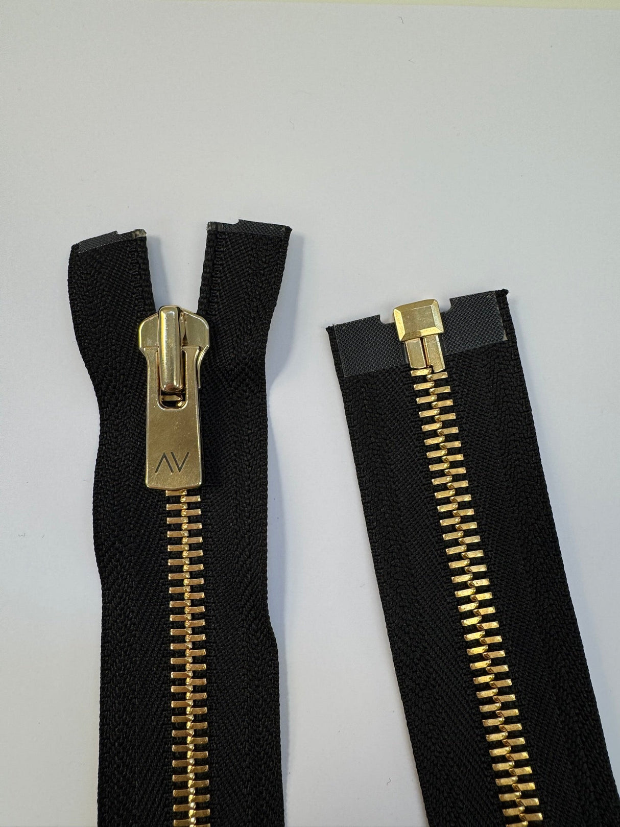 Golden Black Metal Sewing Notions