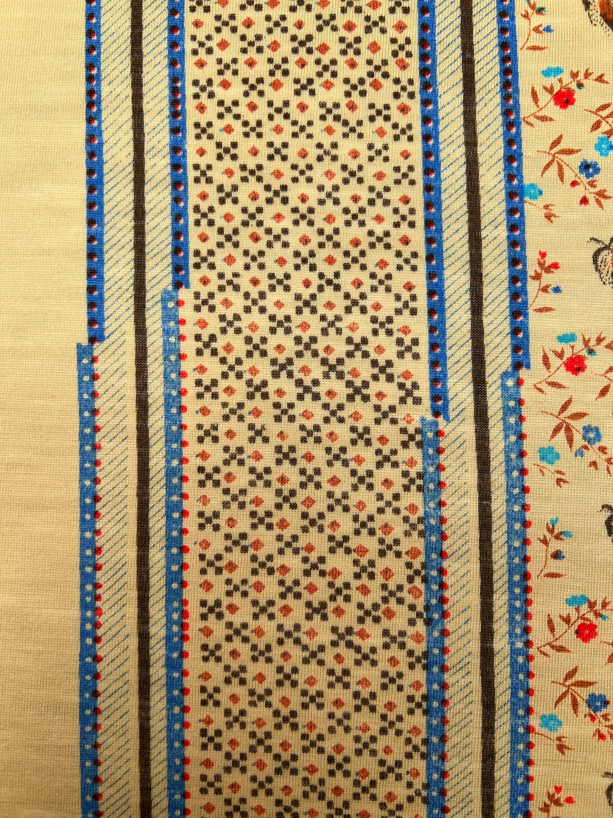 Acrylic Knitted Fabric Beige Blue Printed Lightweight Stretch