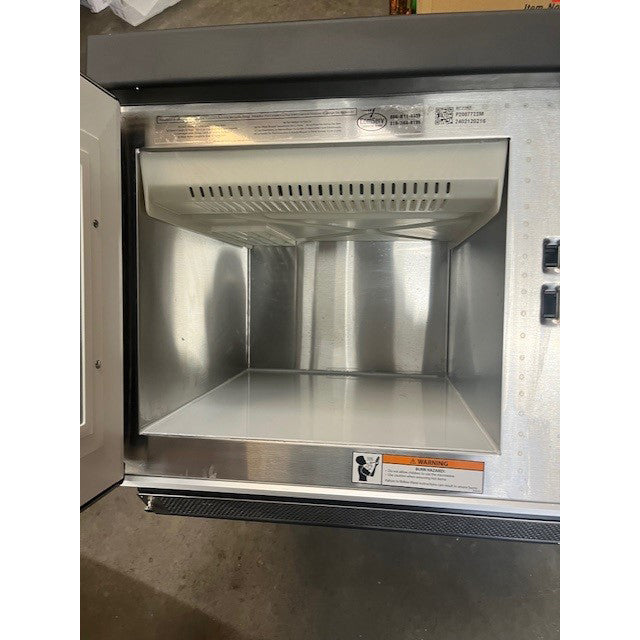 Amana RC22S2 Commercial Microwave Oven, Used Very Good Condition