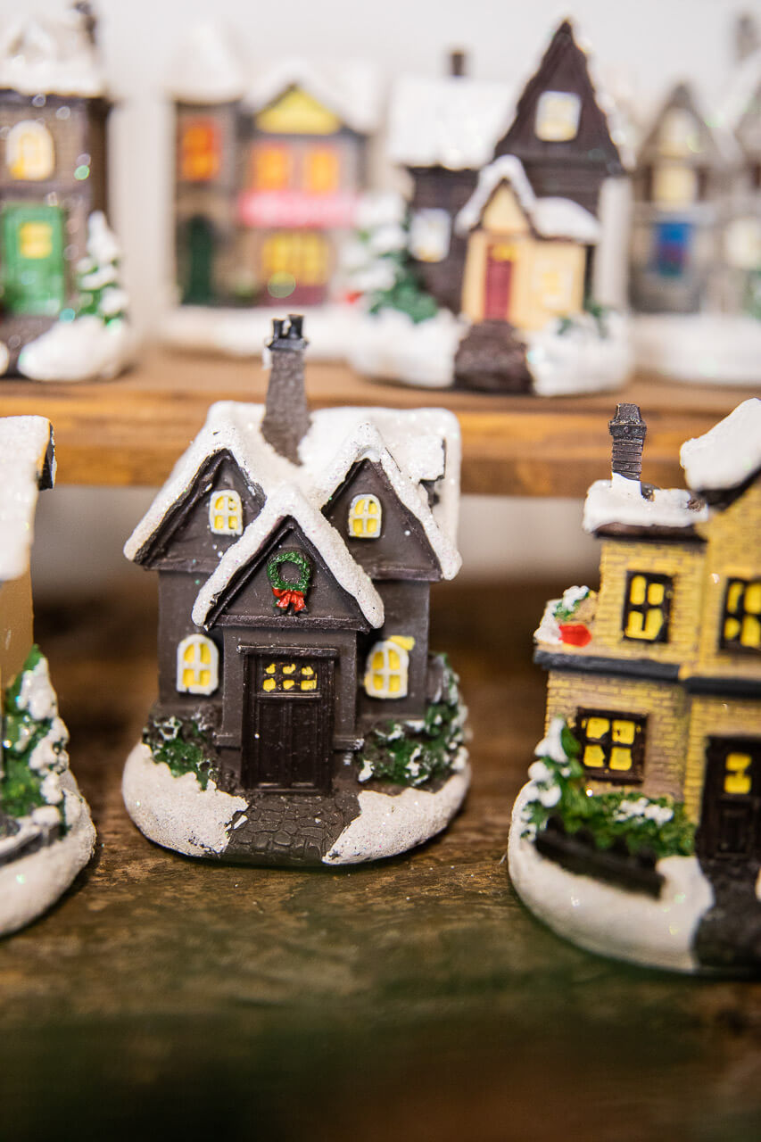 Lighted Holiday House with Battery Powered LEDs