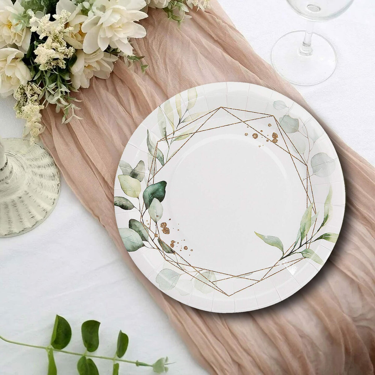 8 Count Eucalyptus Theme Disposable Paper Dinner Plates 9"