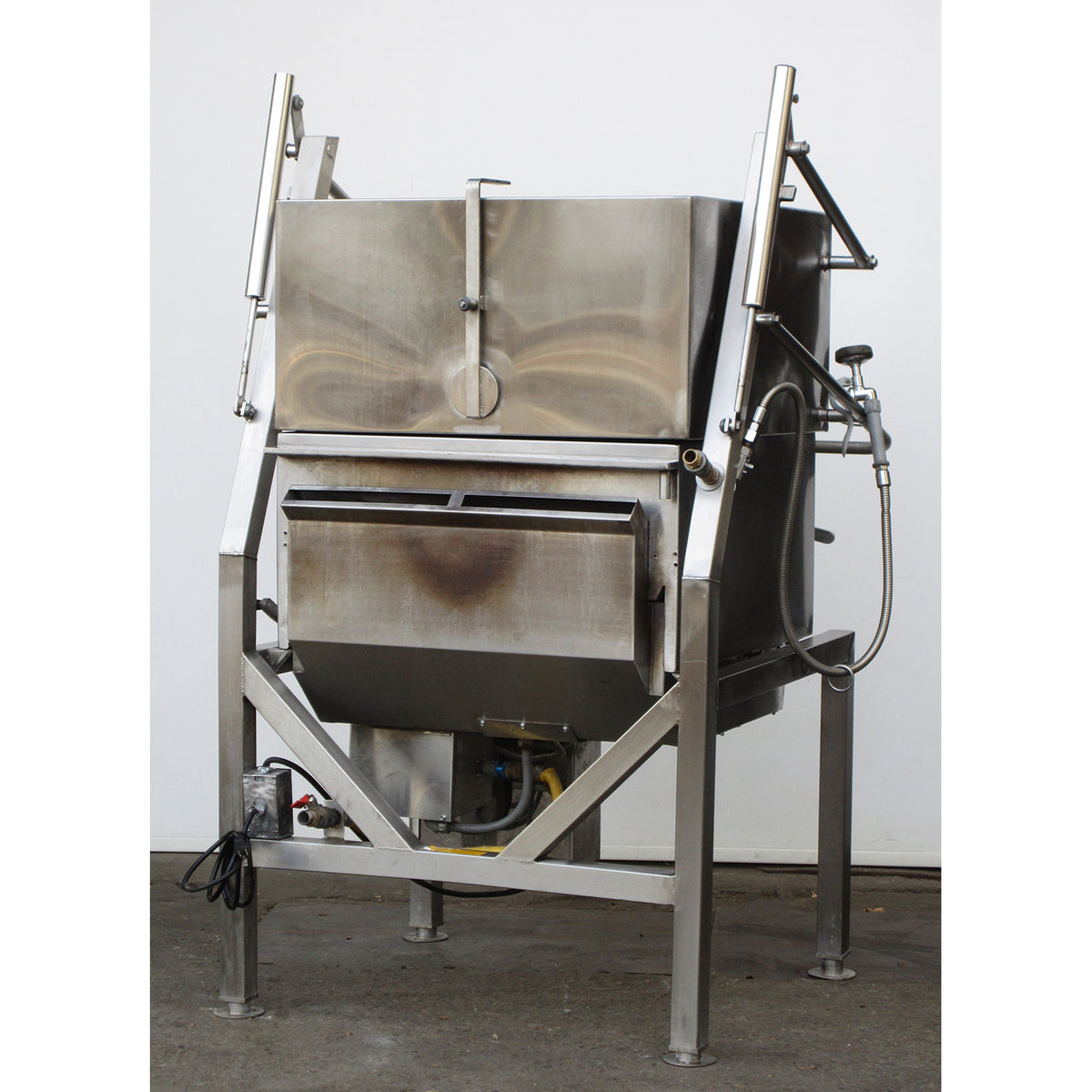 Legion SKG10-9 Insulated Multi-Functional Gas Skittle Cooker, Used Excellent Condition