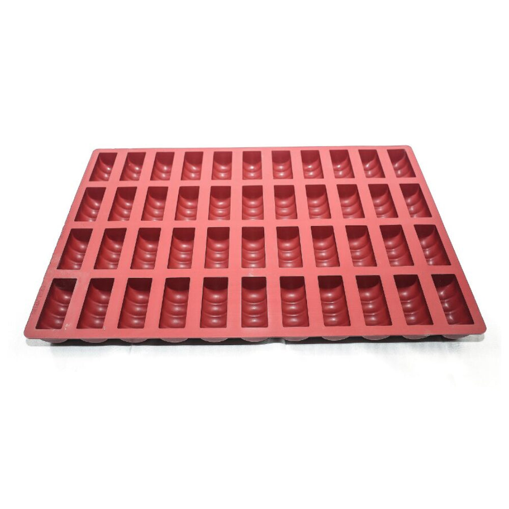 Mae Innovation Caterpillar Silicone Mold, 44 Cavities