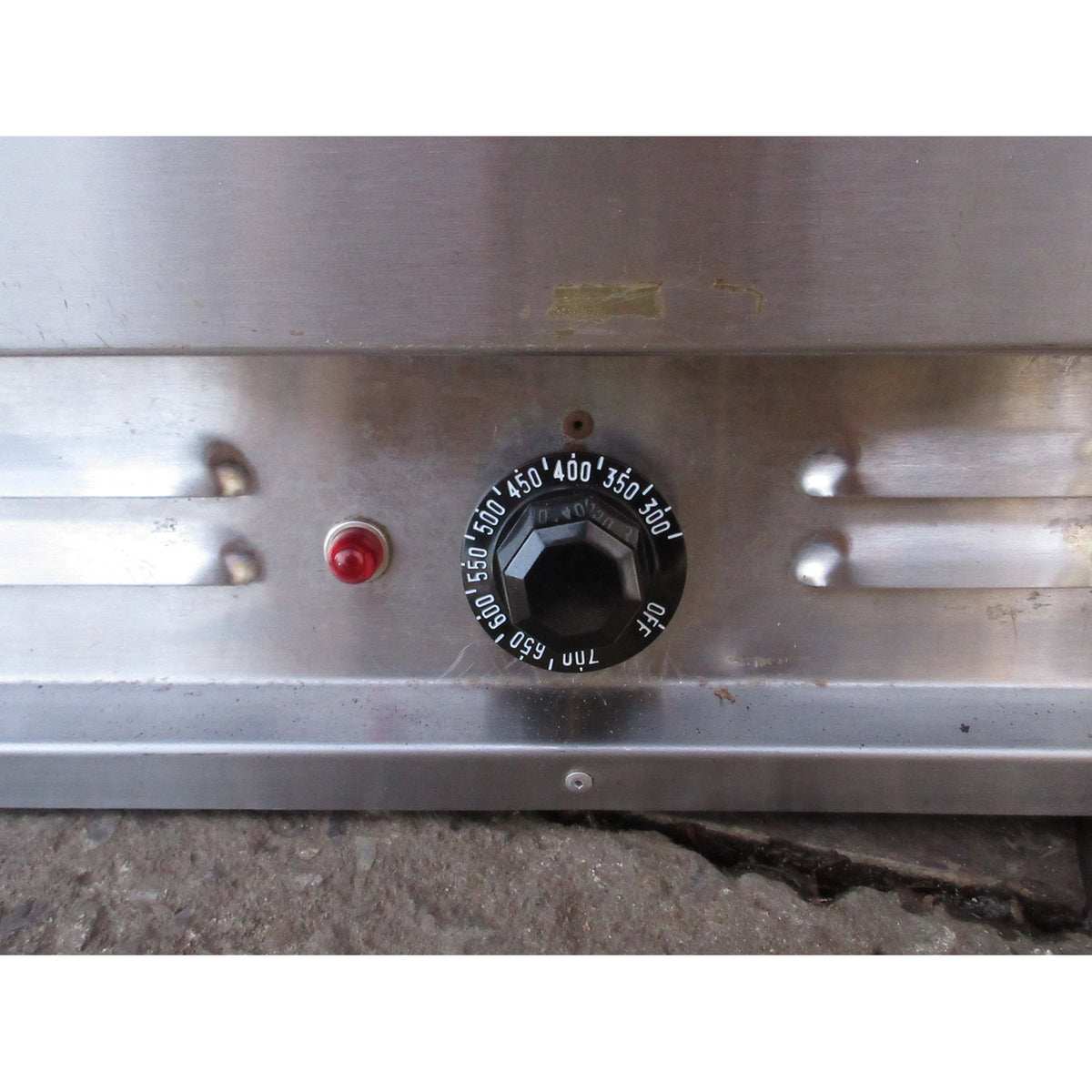 Bakers Pride P-22 Electric Countertop Pizza and Pretzel Oven, Used Excellent Condition