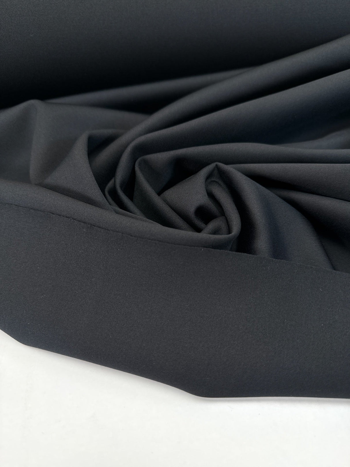 Black Polyester Elastane Knitted Fabric