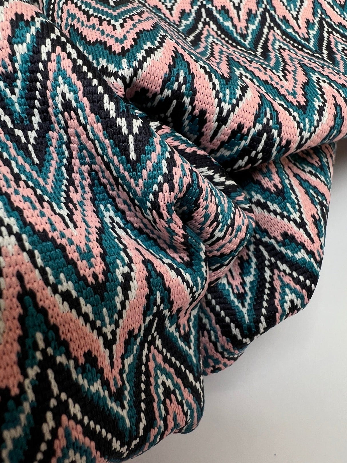 Polyester Elastane Knit Geometric Blue-Pink