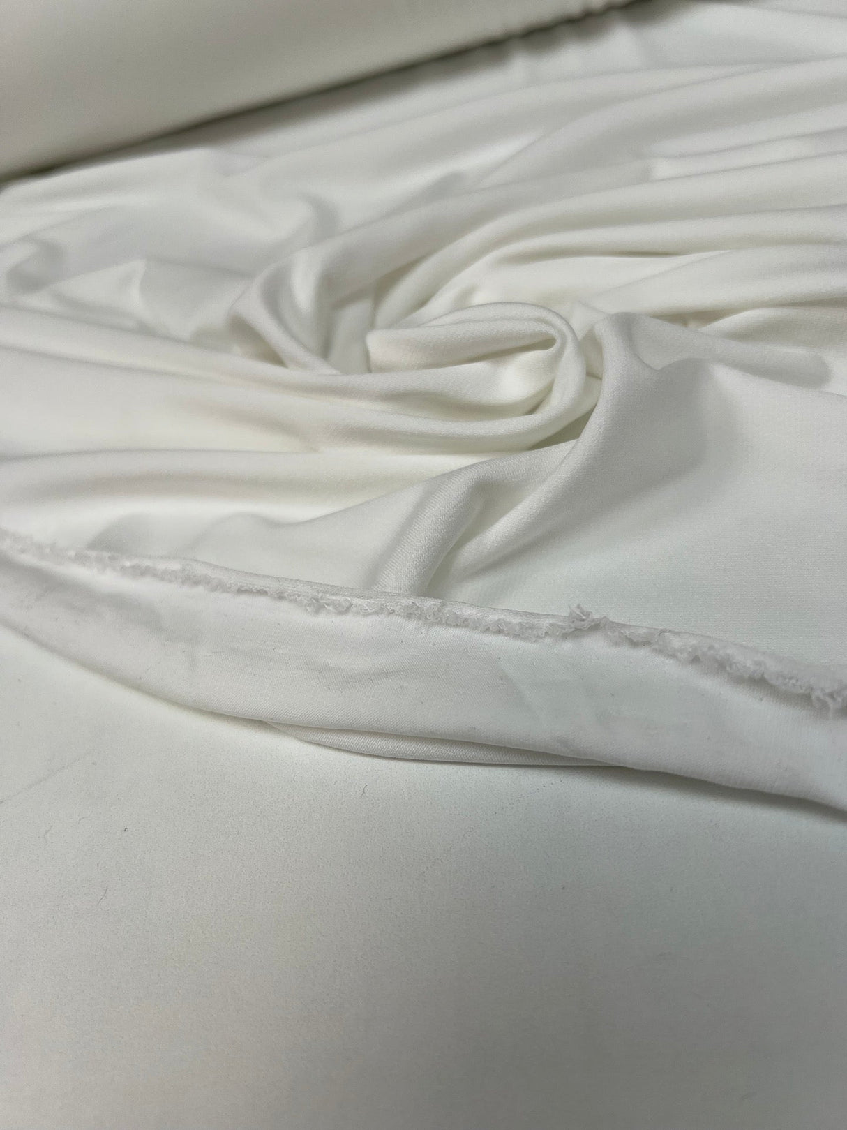 White Polyester Elastane Knitted Sportswear Fabric