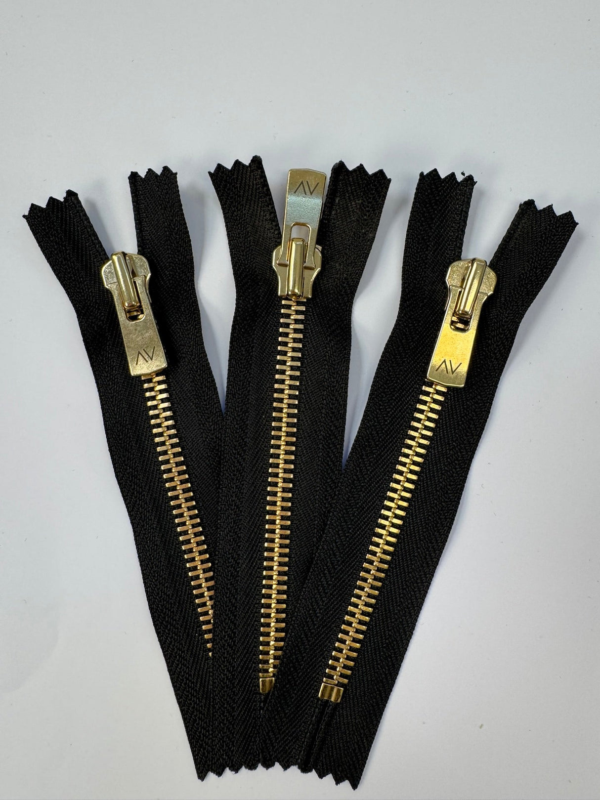 Golden Black Metal Sewing Notions