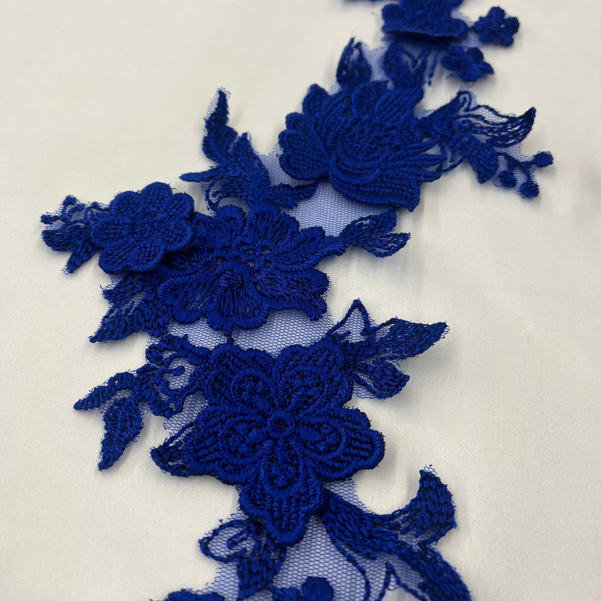 3D Floral Lace Applique Embroidered Polyester Fabric - 3D Floral Applique, 12" X 4" (1 Pair)