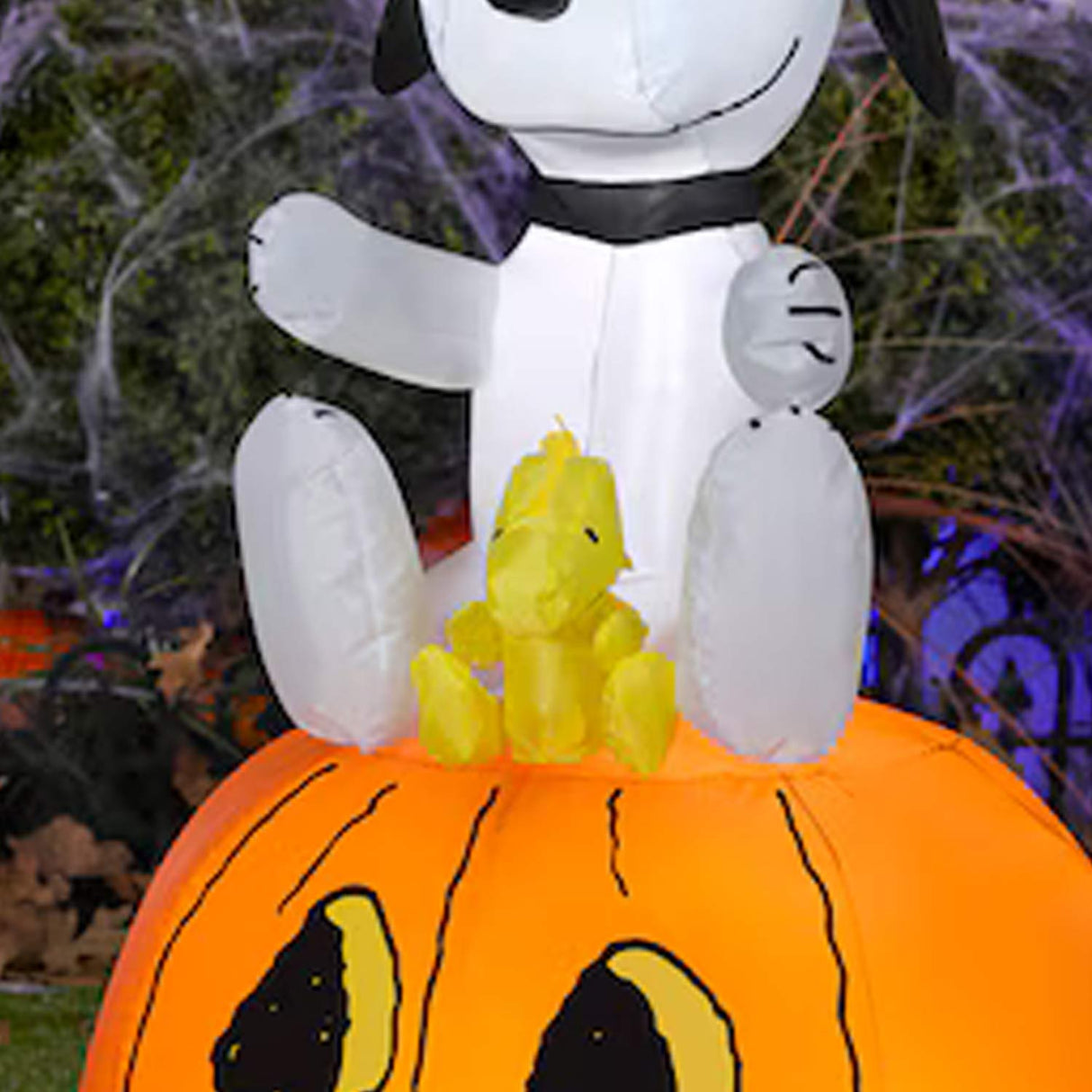 3.51 Feets Gemmy Snoopy and Woodstock Jack-o-Lantern Inflatable Halloween Decoration