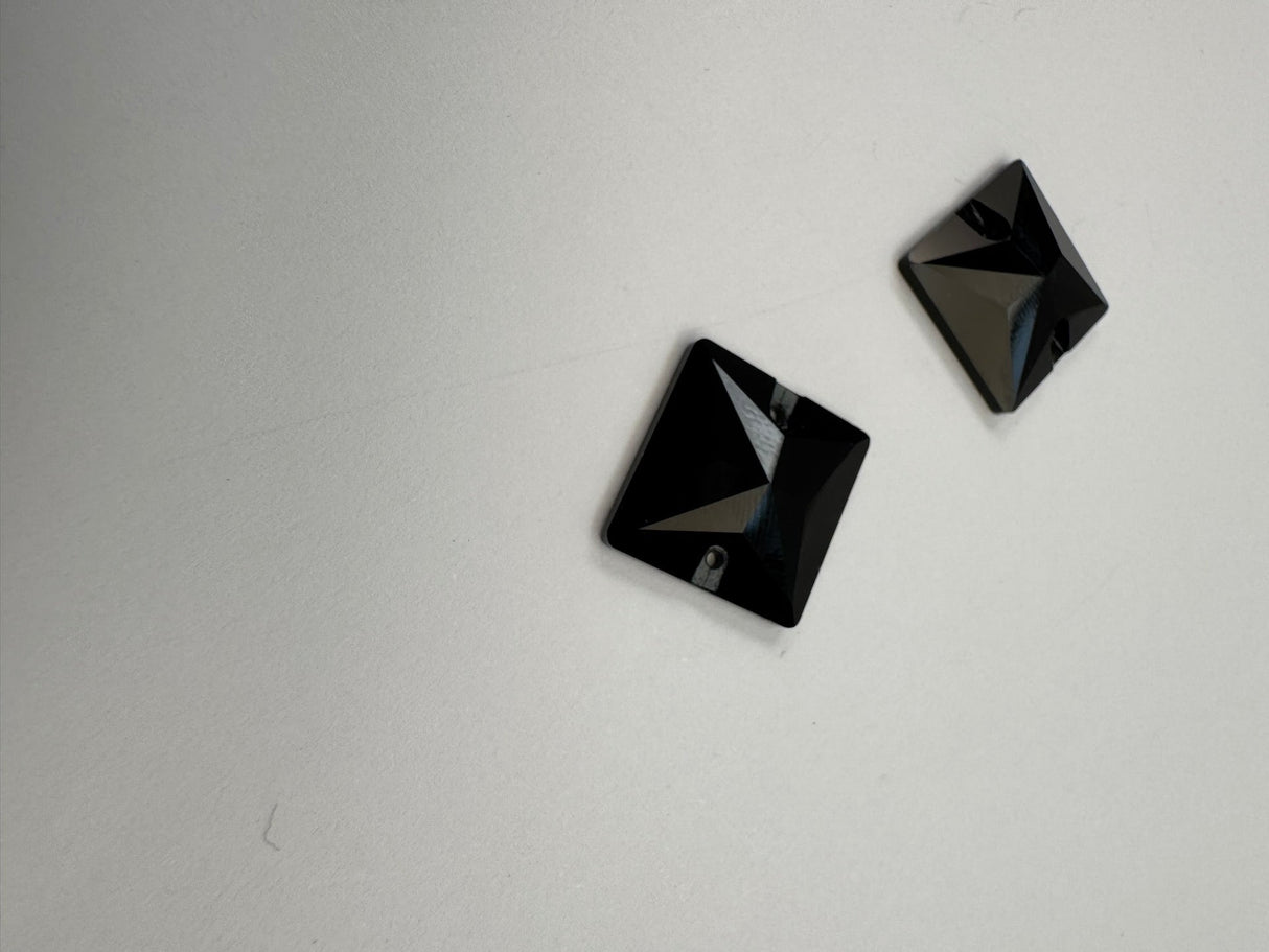 Black Crystal Sewing Notions