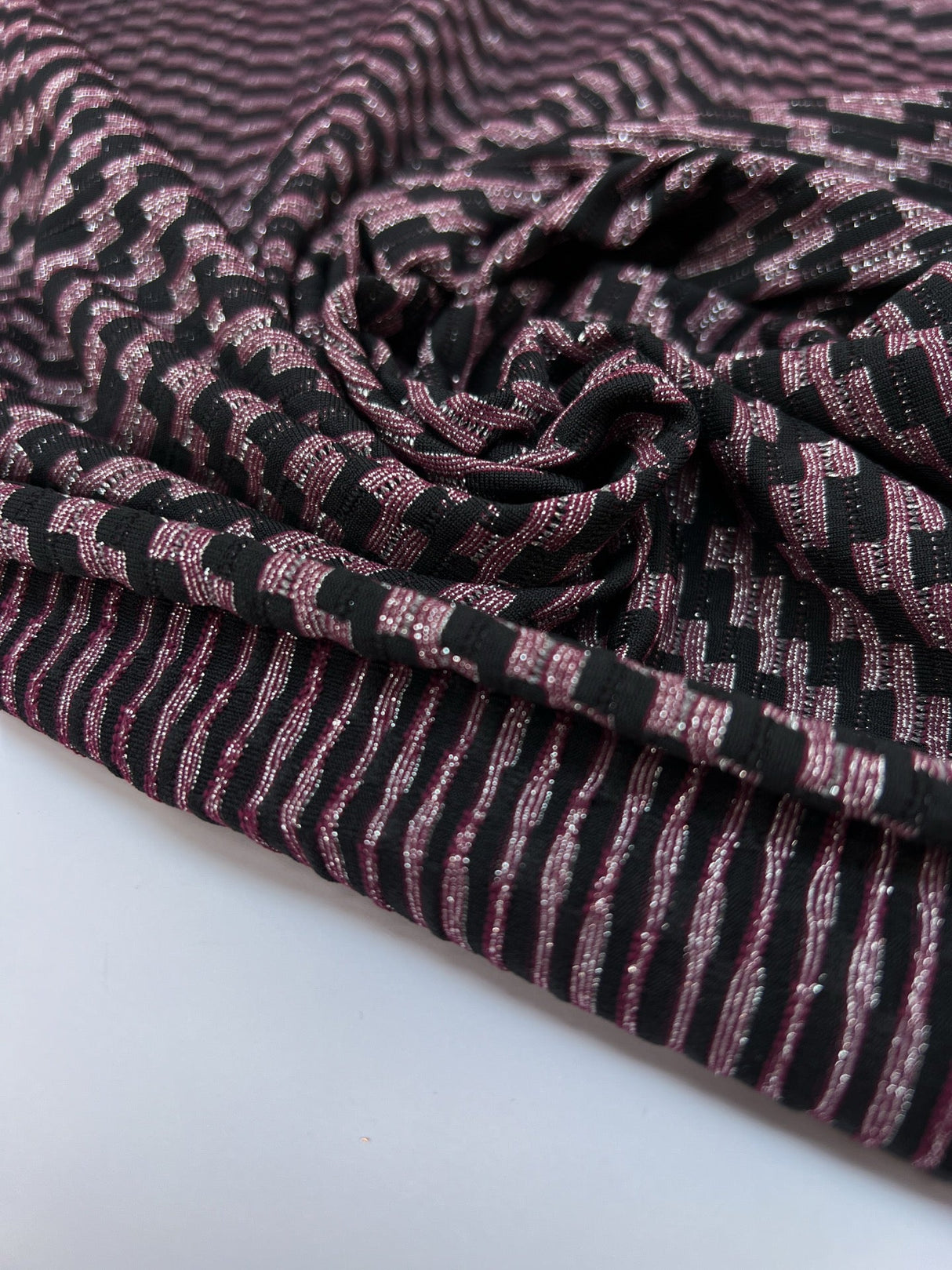 Lurex Knitted Blend Ribbed Silver Red Black