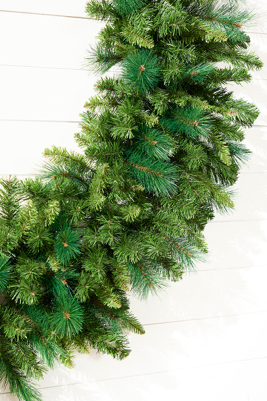 60" Montana Pine Wreath