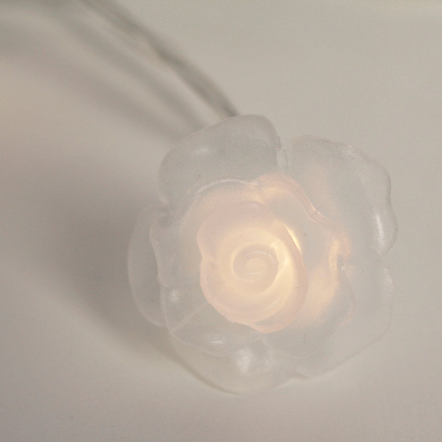 20 LED 5MM Lights With Pvc Rose Flowers 12"LEAD 6" Spacing Required 3 Aa Battery Box