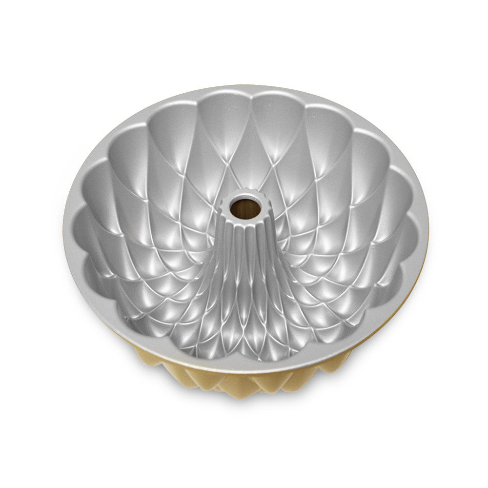 Nordic Ware Kaleidoscope Bundt Pan, 10 Cups