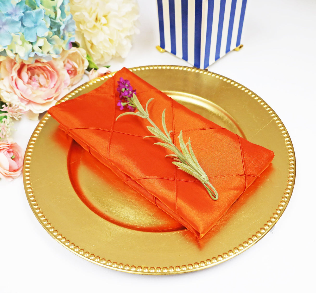 Pintuck Taffeta Napkins for Elegant Table