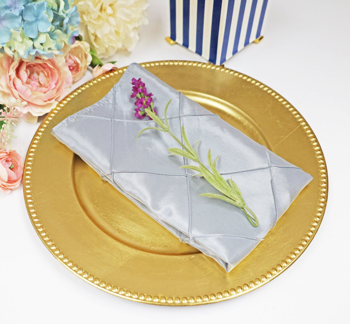 Pintuck Taffeta Napkins for Elegant Table