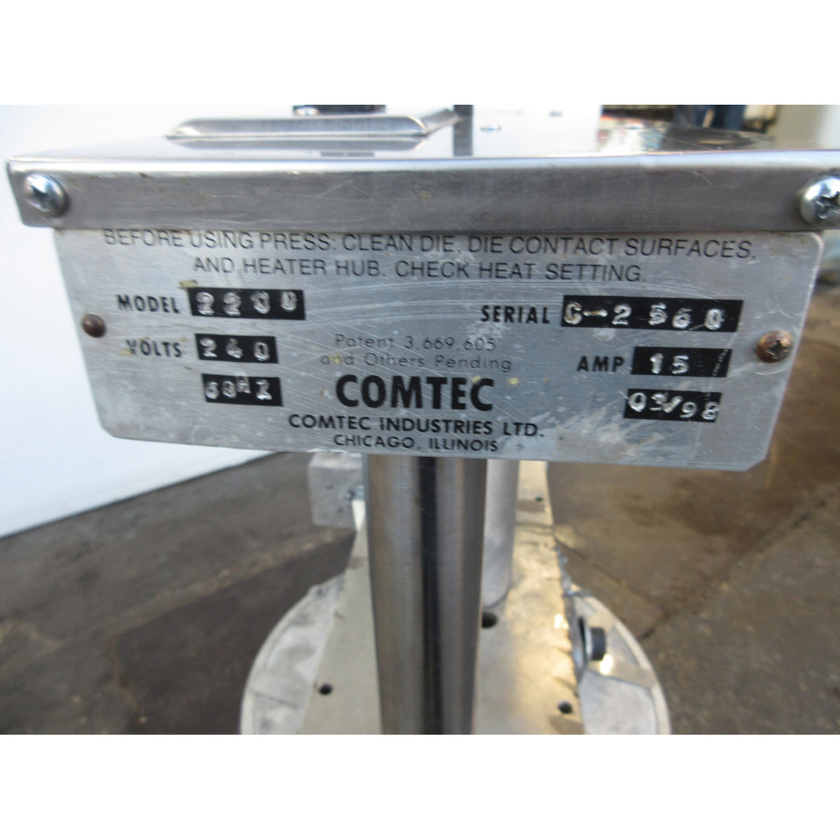 Comtec 2200 Hydraulic Pie Press, Used Excellent Condition
