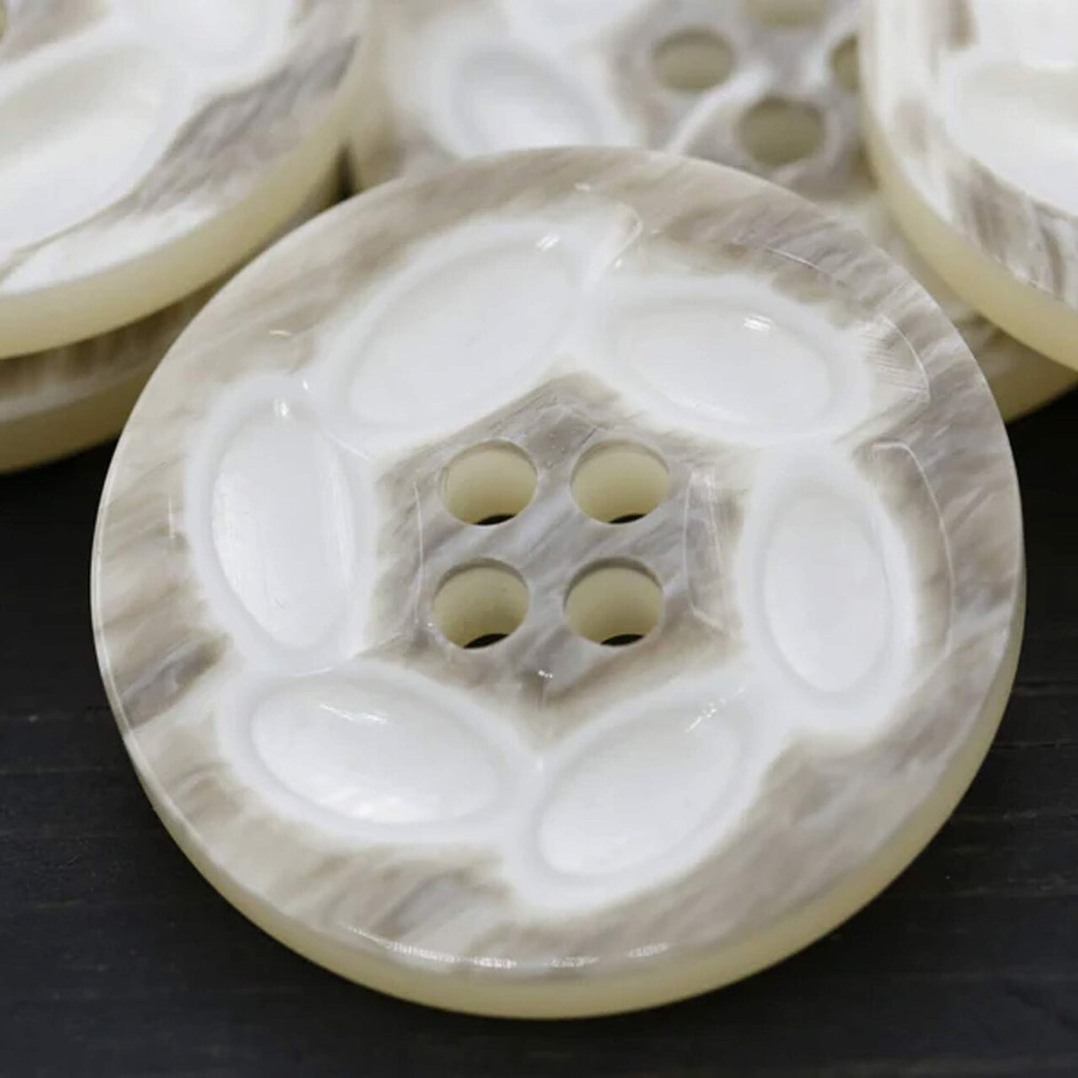 58L (38mm / 1.4") Beige Shell Look Buttons Swirl Ivory Pattern Large Four Hole Coat Button
