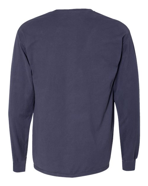 Unisex Garment-Dyed Long Sleeve T-Shirt With a Pocket