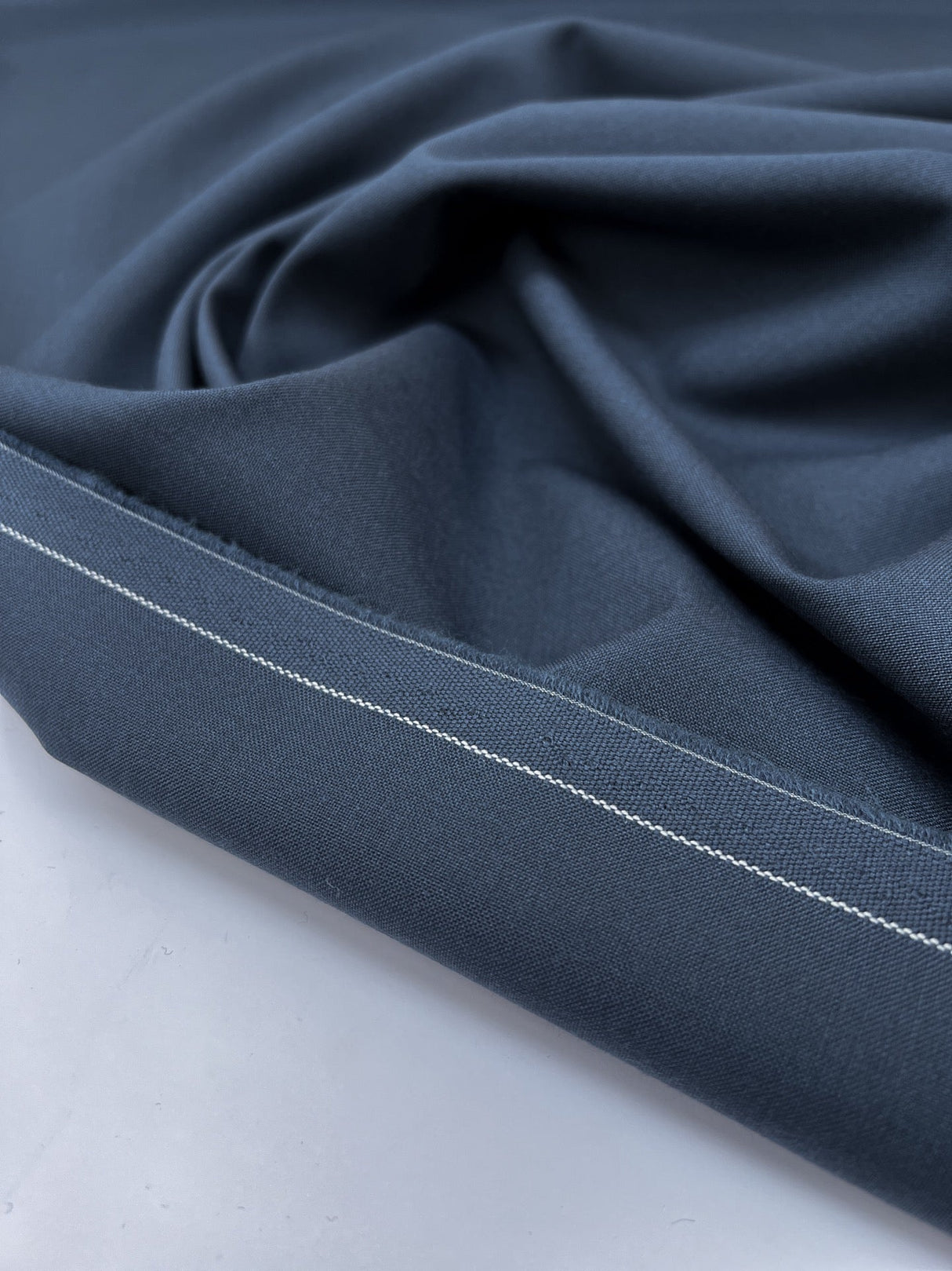 Blue Wool Polyamide Suiting Fabric