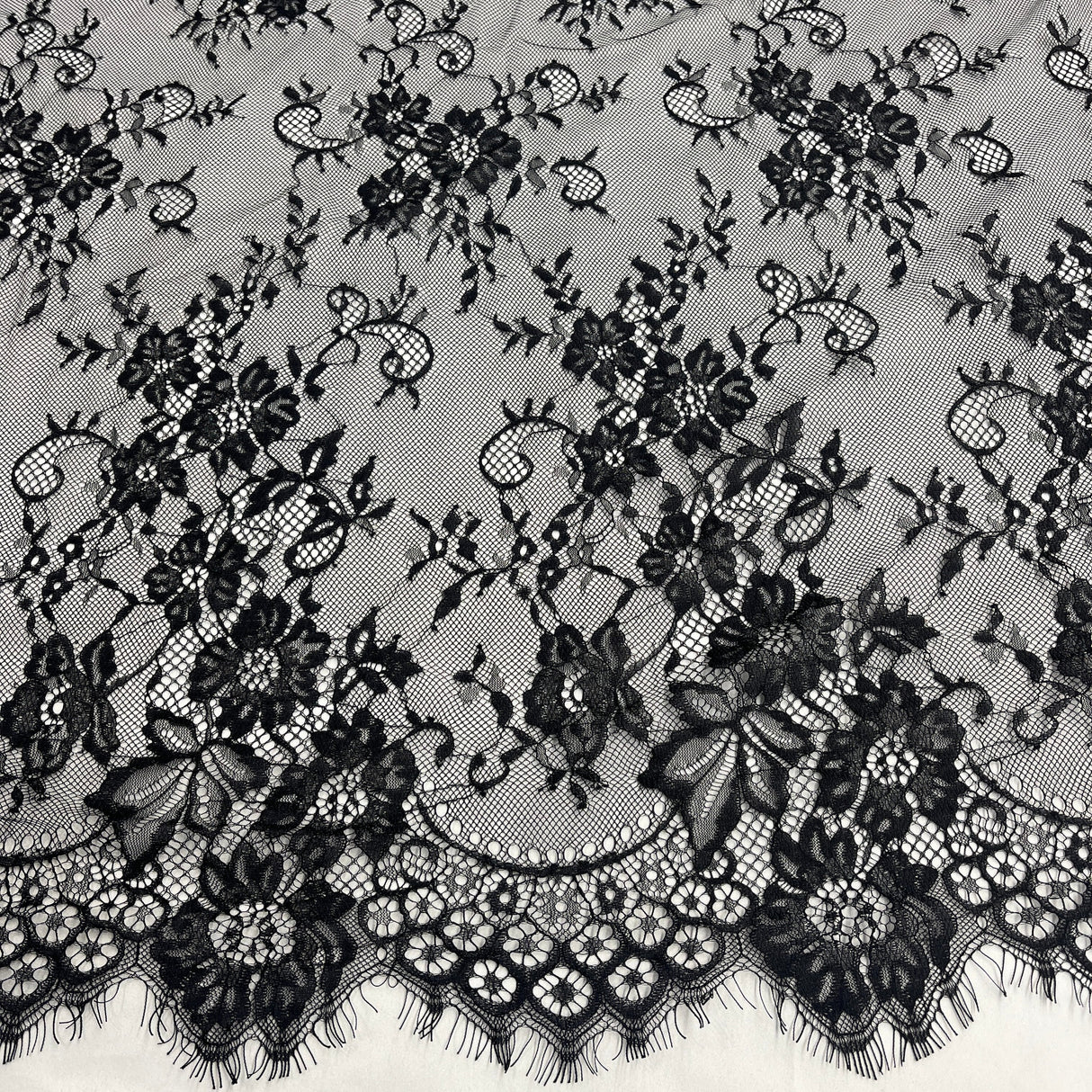 Embroidered Chantilly Lace with Eyelash Scallop