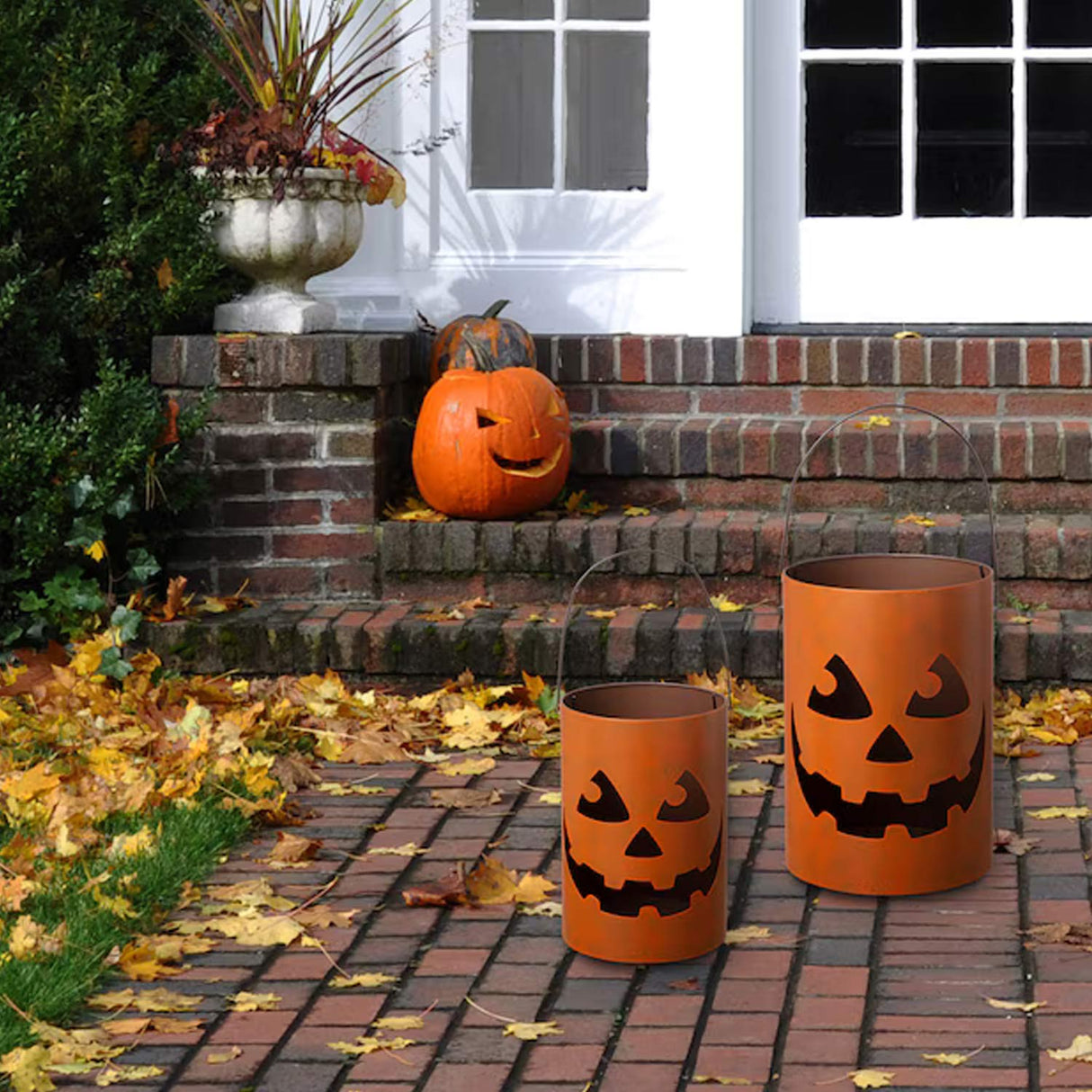 1.0 Feet Glitzhome Jack-o-Lantern Yard Decoration Halloween Decor Candle Holder 2 Pack