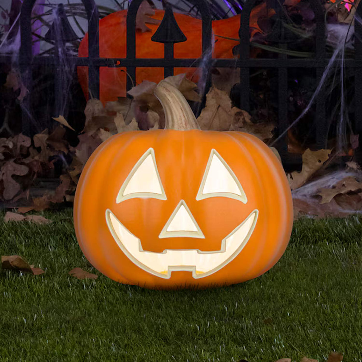 Haunted Living 9 inch Lighted Traditional Jack O Lantern