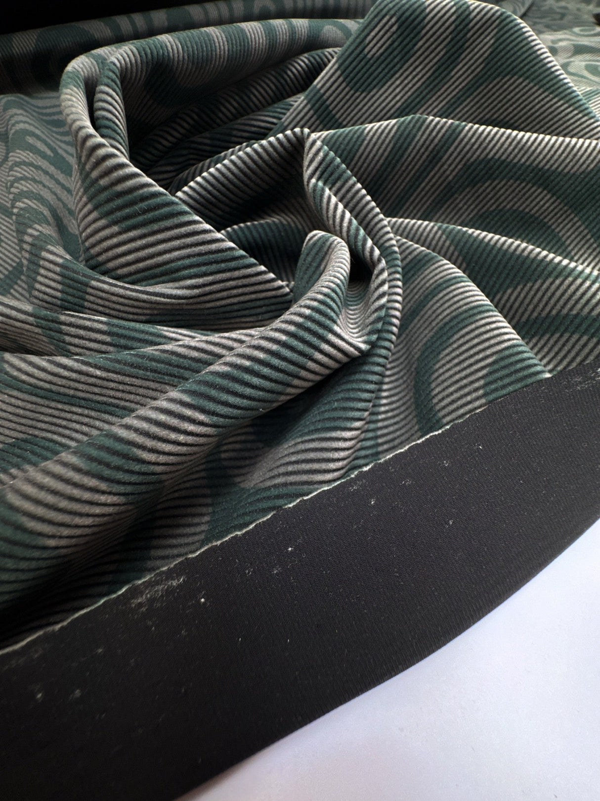 Polyamide Elastane Knitted Fabric Green Black Printed