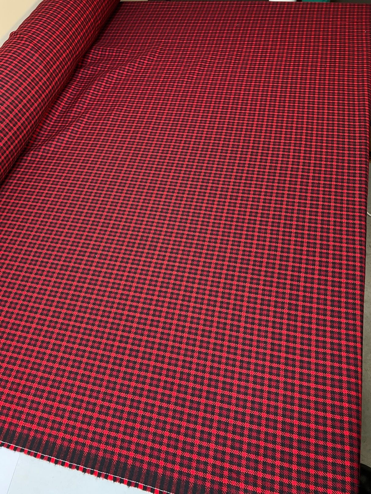 Wool Tweed Checked Red Black