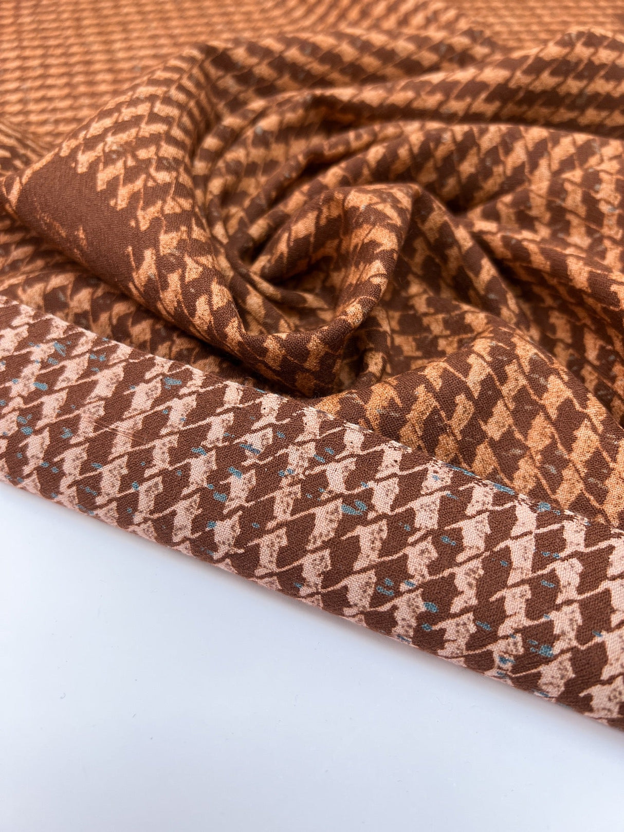 Wool Houndstooth Brown Beige