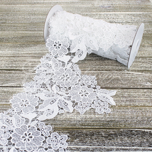 7" V-Shape Mix Flower Lace-3 Yds (White)