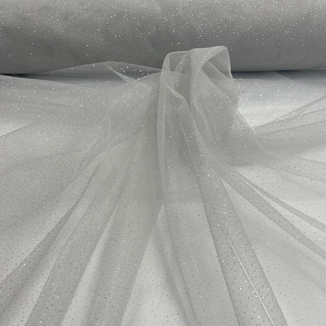 ১ গজ ৬০" প্রশস্ত গ্লিটার মেশ ফ্যাব্রিক ব্রাইডাল, কুইন্সেনেরা এবং নৃত্যের পোশাকের জন্য উপযুক্ত