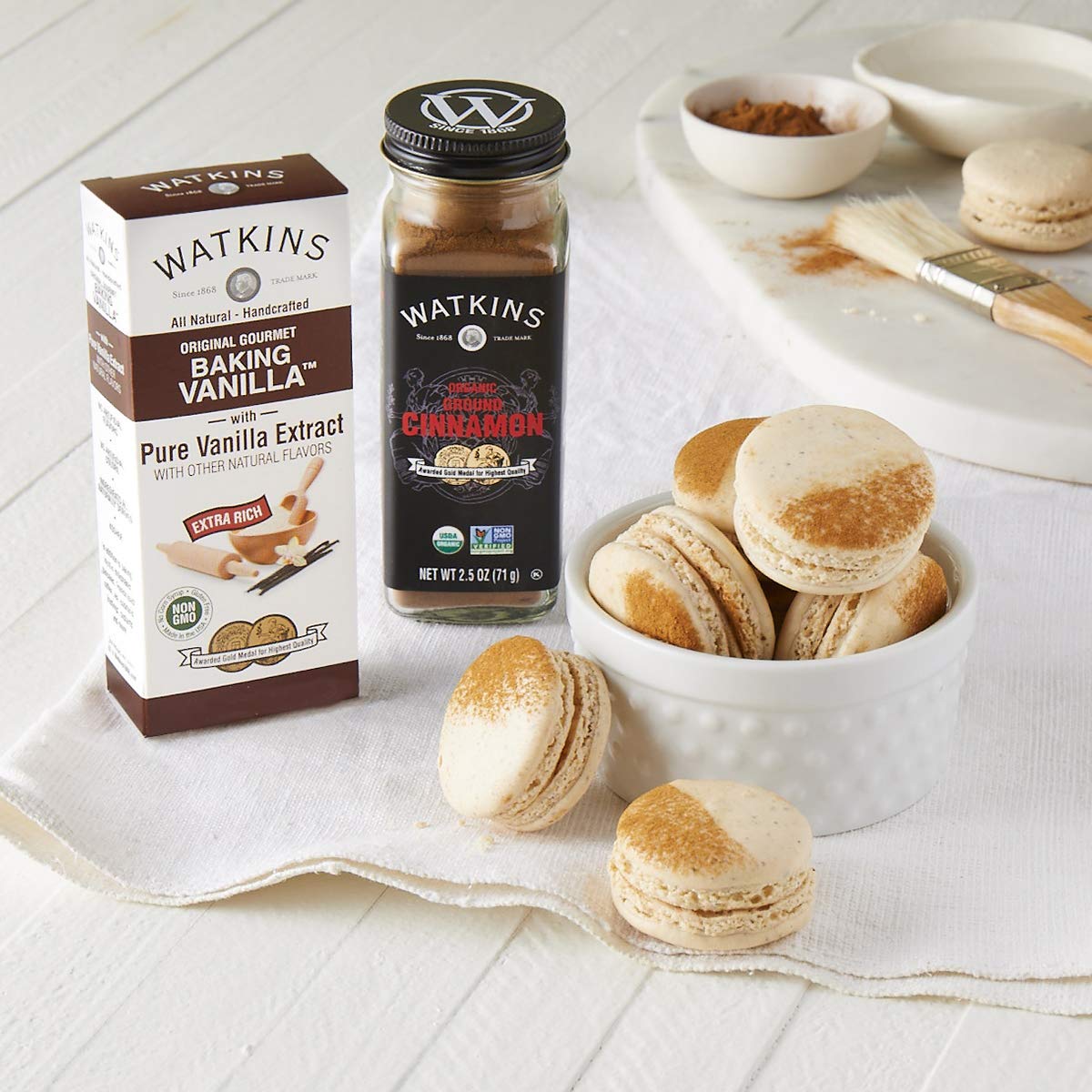 Watkins All Natural Original Gourmet Baking Vanilla, with Pure Vanilla Extract, 8 Fl Oz