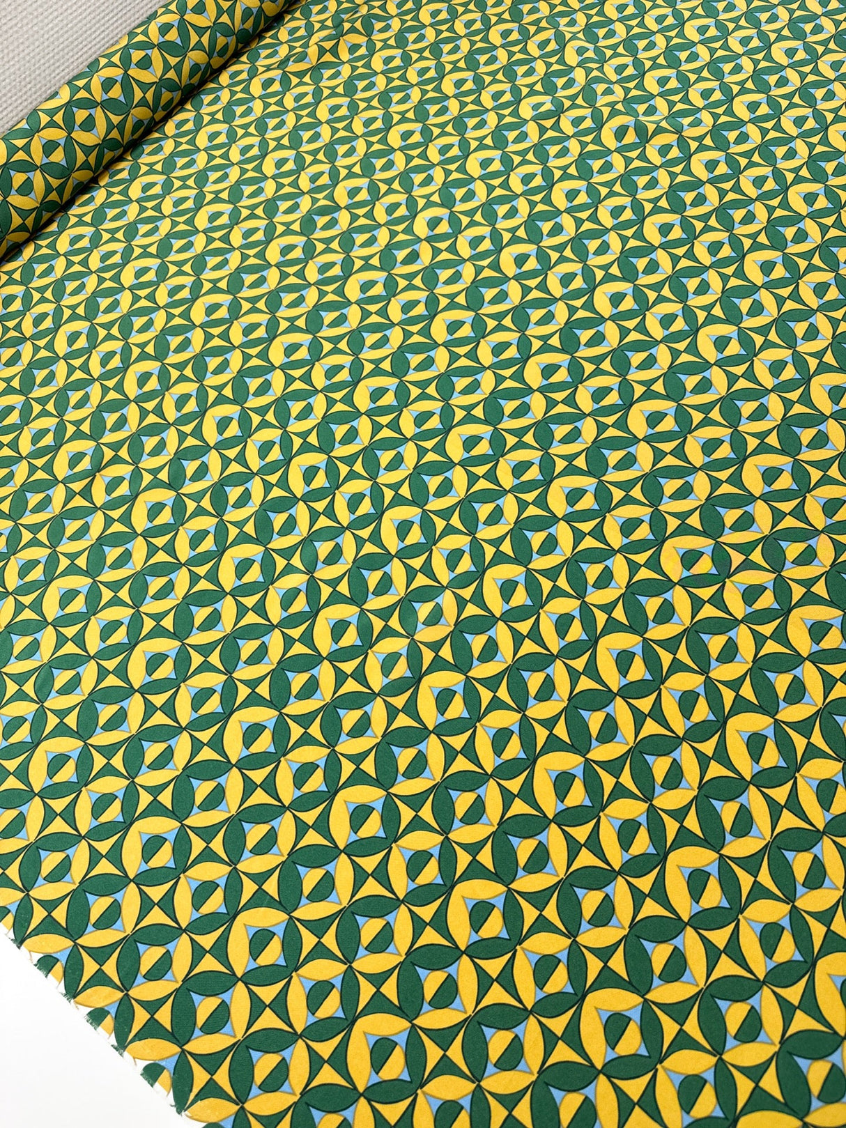Silk Crepe Multicolour Printed Fabric
