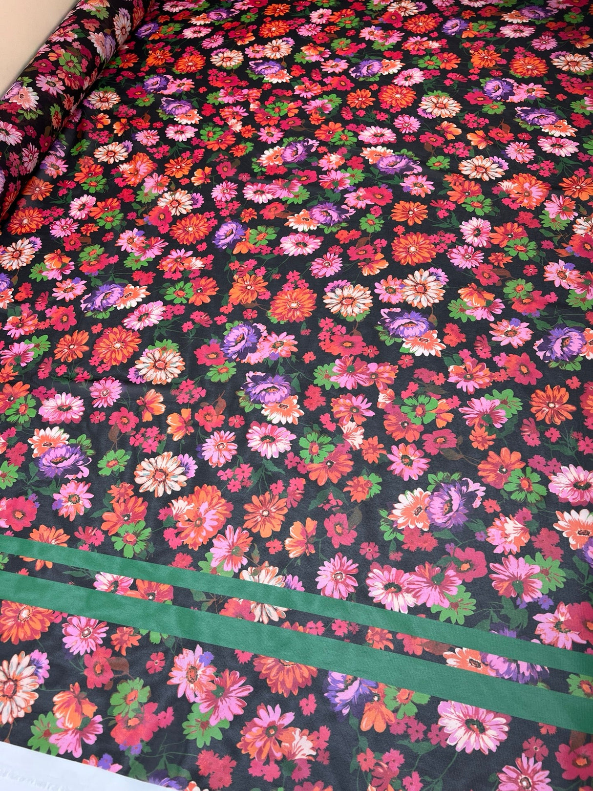 Polyester Chiffon Printed Black Pink Floral