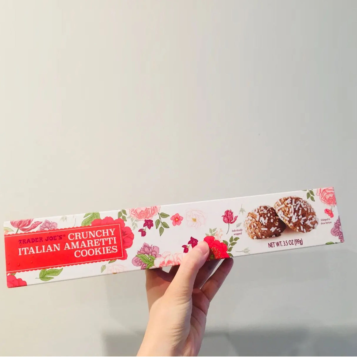 Crunchy Italian Amaretti Cookies - 3.5 Oz