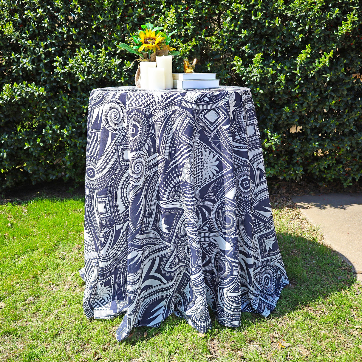 Round Faux Linen Tablecloth 120" Fractal