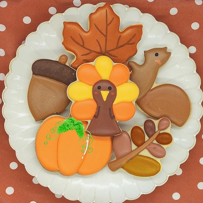 6 PCS Fall Cookie Cutter Set – Pumpkin, Maple Leaf, Oak Leaf, Turkey, Squirrel & Acorn Shapes