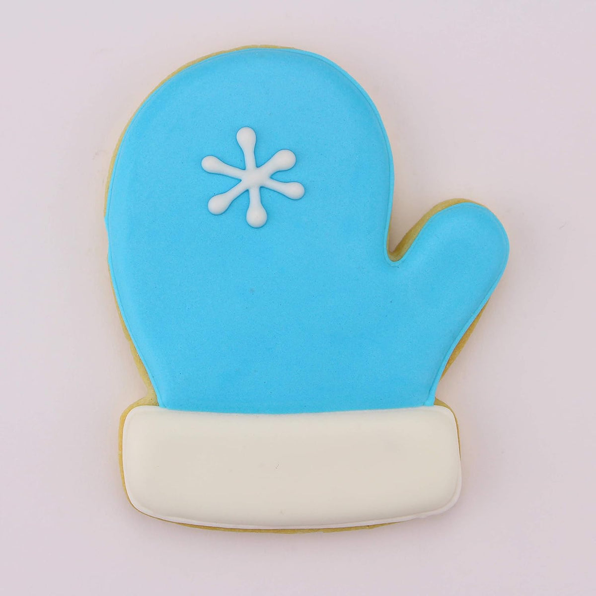 Ann Clark Winter Mitten Cookie Cutter 5 x 4.25 x 1 in.