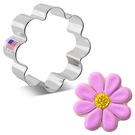 Cookie Cutter Small Scalloped Flower 2-1/2" - 7331A