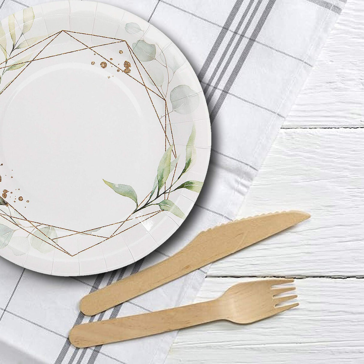 8 Count Eucalyptus Theme Disposable Paper Dinner Plates 9"