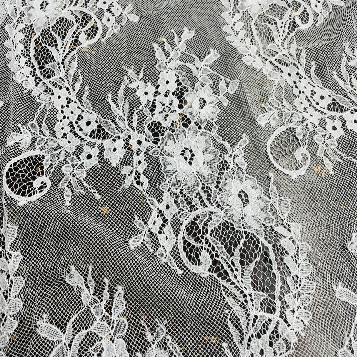 Embroidered Lace Fabric with Eyelash Scallop