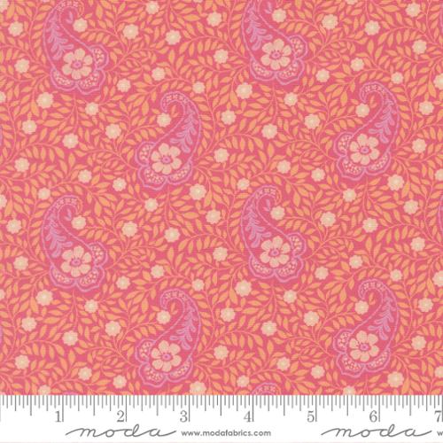 Cotton Print Fabric Cannon Beach Chrysanthemum Aberdeen Paisley 44/45"