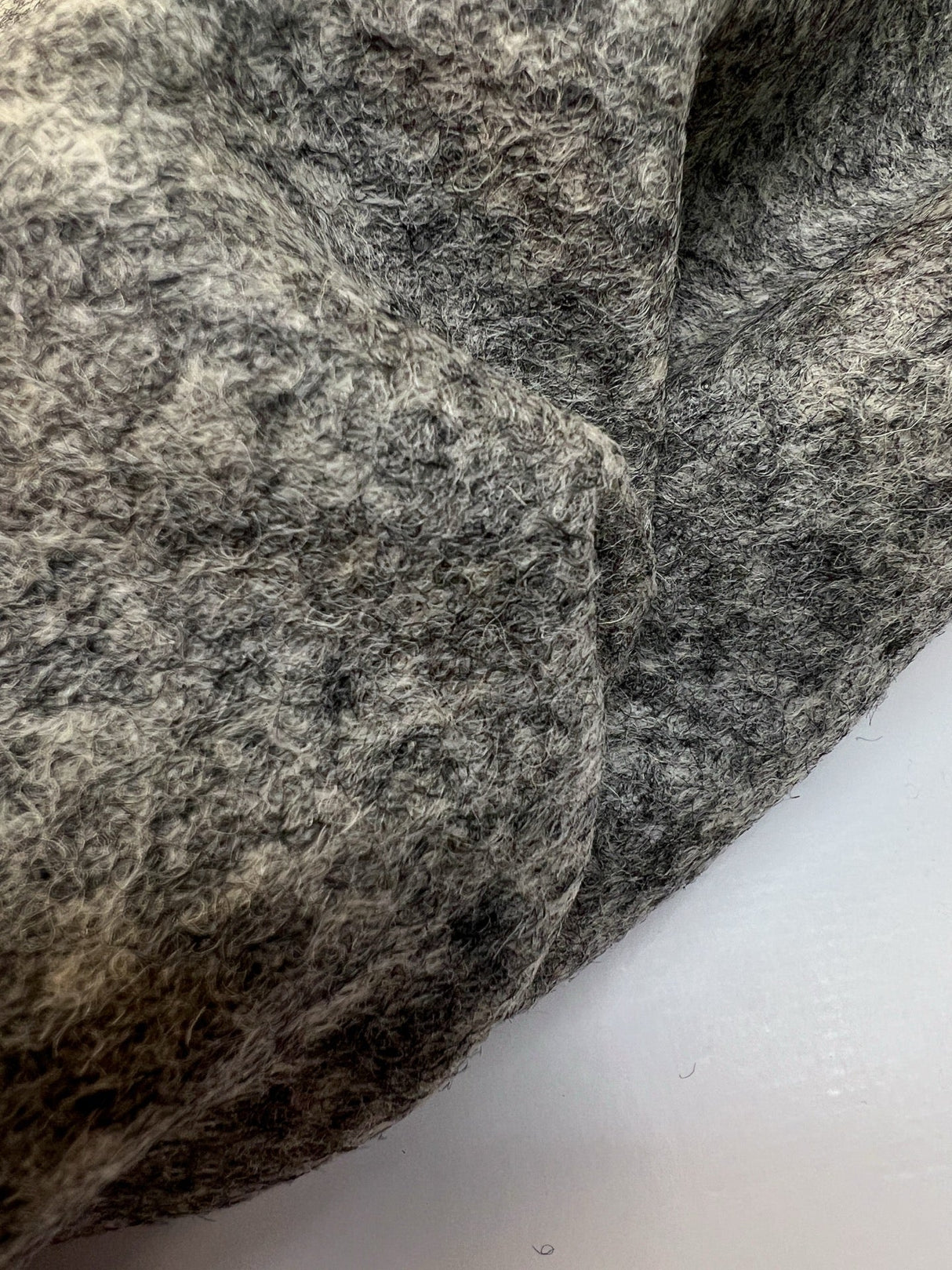 Wool Knit Melange Gray